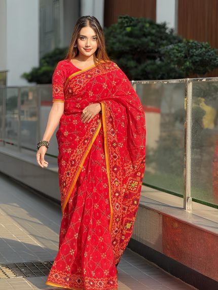 প্রিমিয়াম বুটিকস শাড়ি ও ব্লাউজ পিস (বুটিকস-১)লাল