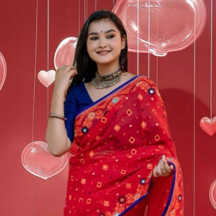 প্রিমিয়াম বুটিকস শাড়ি ও ব্লাউজ পিস (বুটিকস-৭) লাল